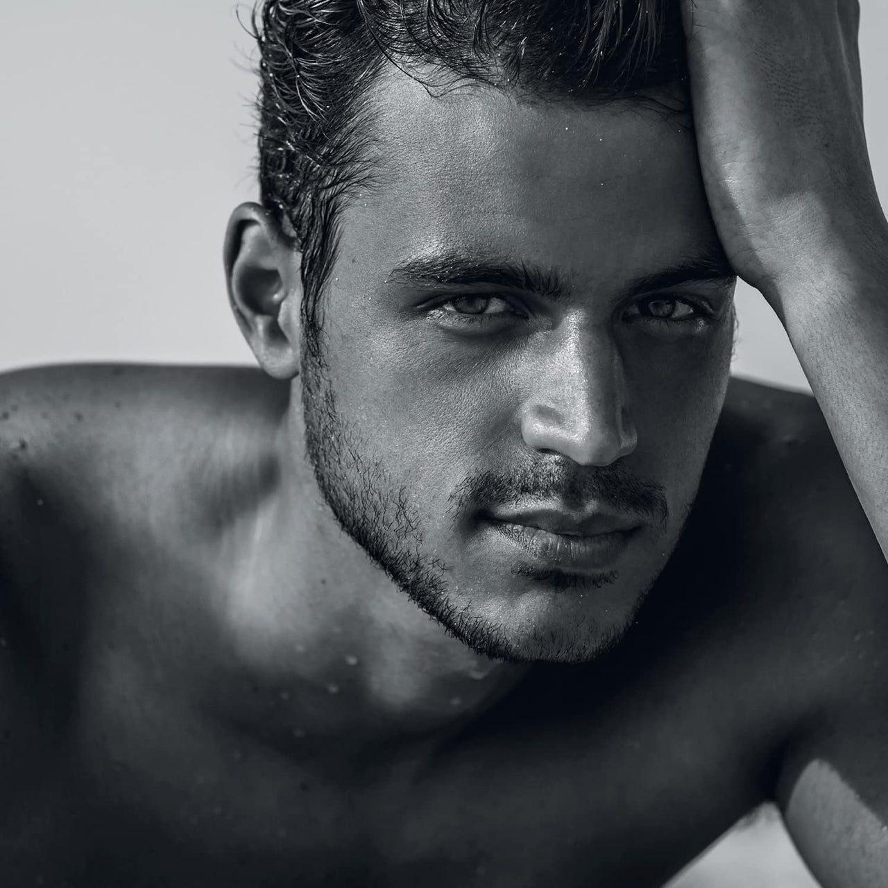 Yardley London Gentleman Classic Activated Charcoal Soap| 99.9% Germ Protection and Deep Cleansing| Daily Bathing Bar Soap For Men| Masculine Fragrance| 100g (Pack of 4)