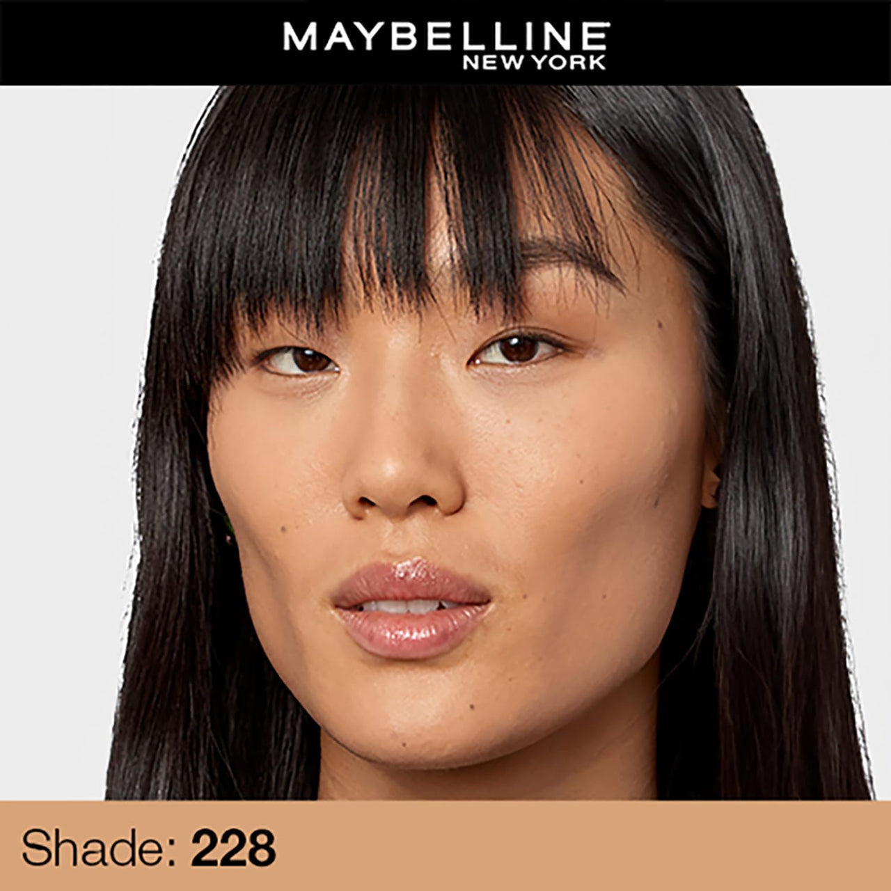 Maybelline New York Liquid Foundation, Matte Finish, With SPF, Absorbs Oil, Fit Me Matte + Poreless, 228 Soft Tan, 30 ml