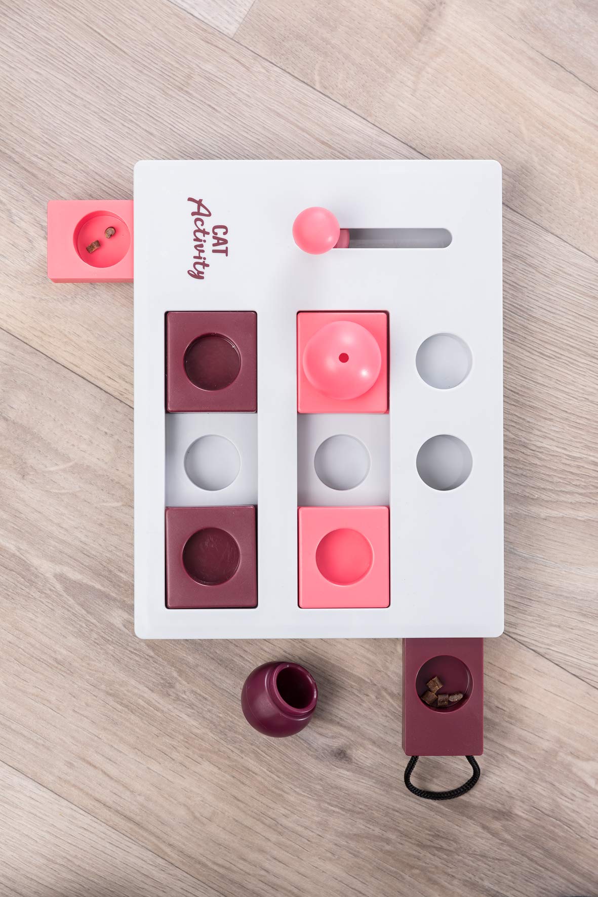 TRIXIE Cat Activity Brain Mover, Strategy Game for Mental Stimulation, Interactive Play for Cats, Treat Dispenser, Cat Toy 7.75 x 6.5