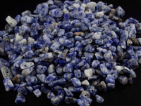 Natural Chip Stone Beads Blue Sodalite 5-8mm About 400 Pieces Irregular Gemstones Healing Crystal Loose Rocks Bead Hole Drilled DIY for Bracelet Jewelry Making Crafting (5-8mm, Blue White Sodalite)
