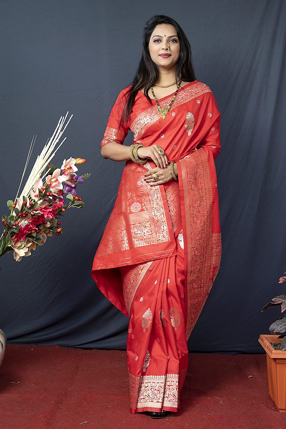 SGF11- Women's  Kanjivaram Pure Soft Silk Handloom Saree Pure Golden Zari With Blouse Piece