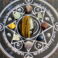 Truewon Natural Healing Crystal Chakra Reiki Polished Love Oval Pocket Worry Stone Crystals for Anxiety Stress Relief Therapy (Yellow Tiger's  Eye) Yellow Tiger's  Eye