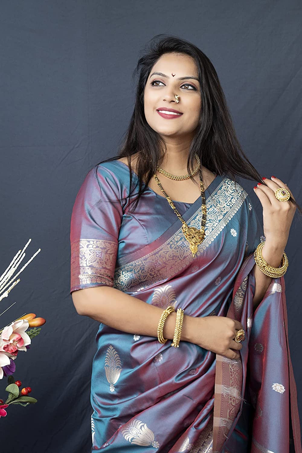 SGF11- Women's  Kanjivaram Pure Soft Silk Handloom Saree Pure Golden Zari With Blouse Piece