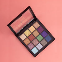 PAC Shimmer Eyeshadow X16 (Uptown Bling)