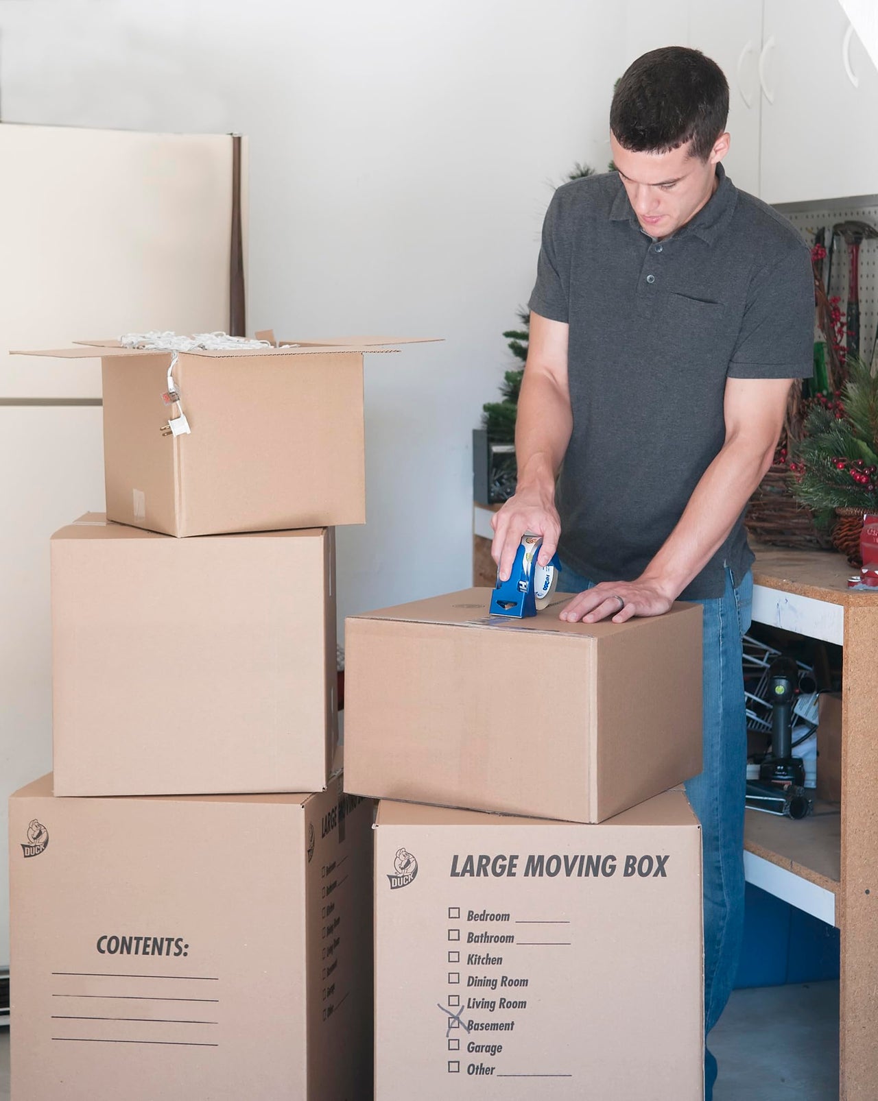 Duck Brand HP260 High Performance Packaging Tape with Dispenser, 1.88 Inches x 22.2 Yards, Clear (920352)