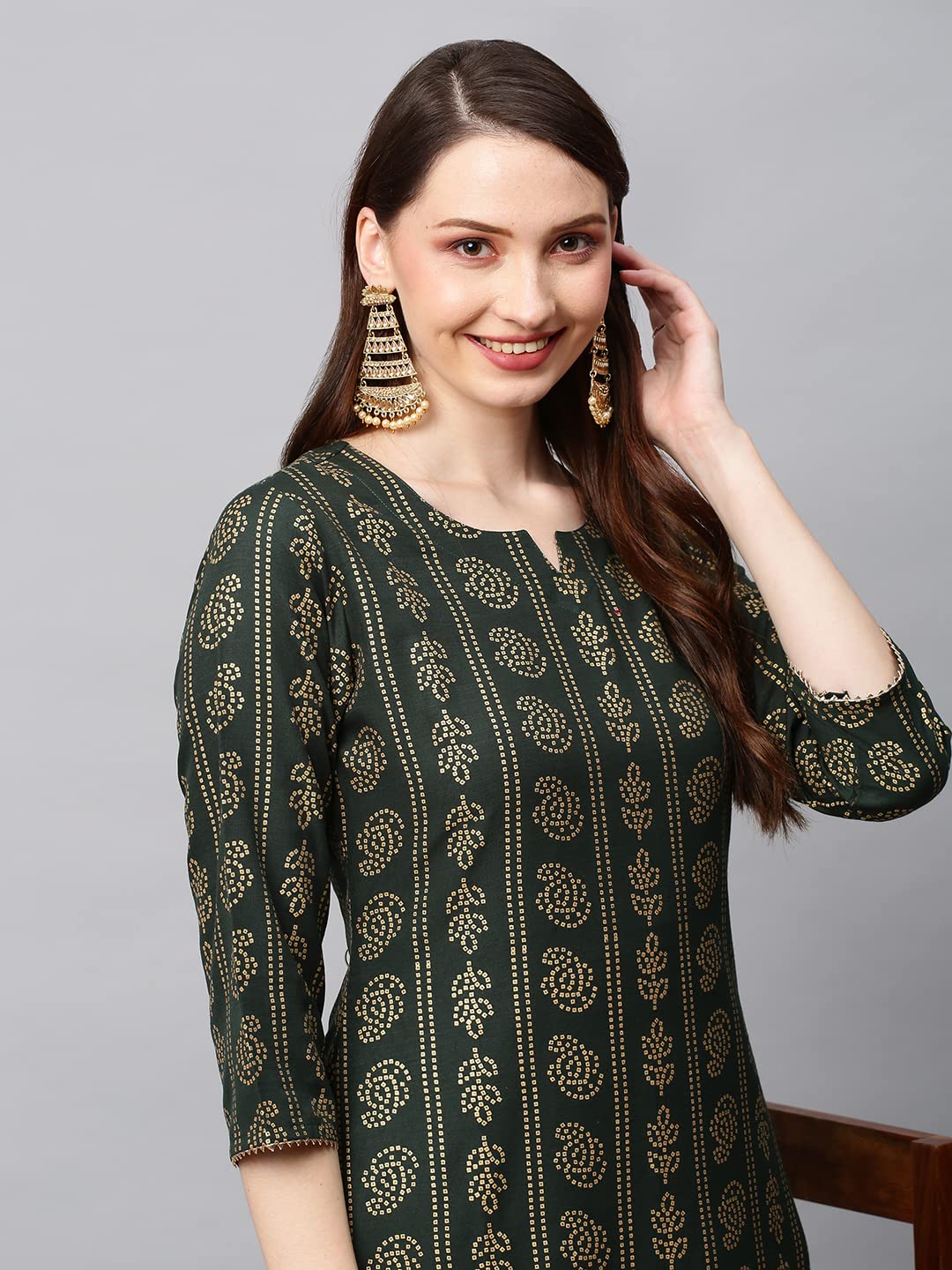 GoSriKi Women's  Cotton Blend Printed Straight Kurta