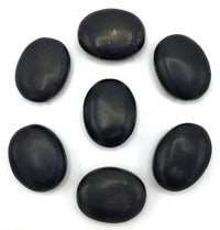 Shungite Palm Stone - Massage Worry Stone for Natural Body Chakra Balancing, Reiki Healing and Crystal Grid Shungite