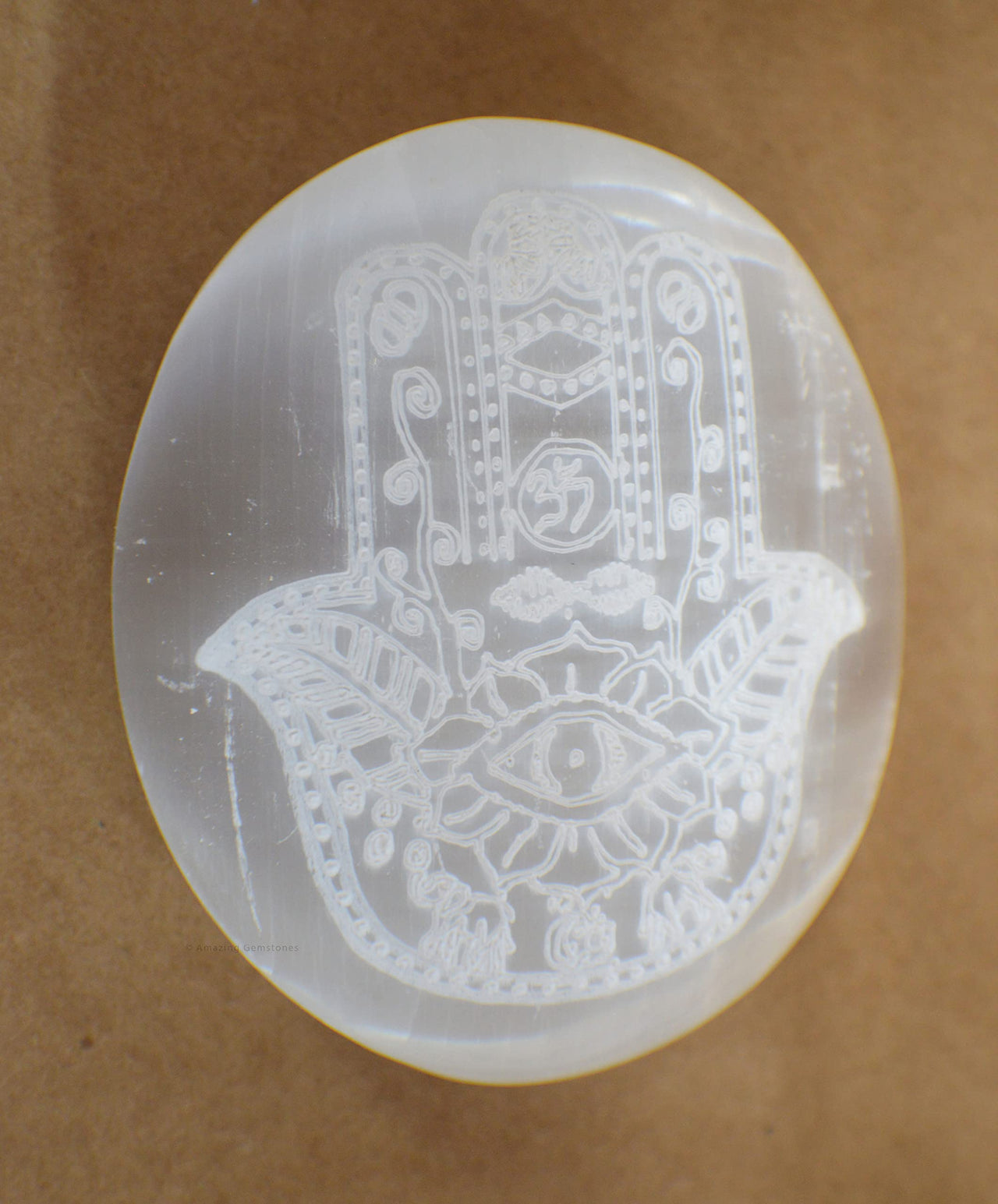 Amazing Gemstone Selenite Palm Stone - Hamsa Hand Engraved Hot Massage Worry Stone for Natural Body Chakra Balancing, Reiki Healing and Crystal Grid Selenite (Hamsa Hand Engraved)