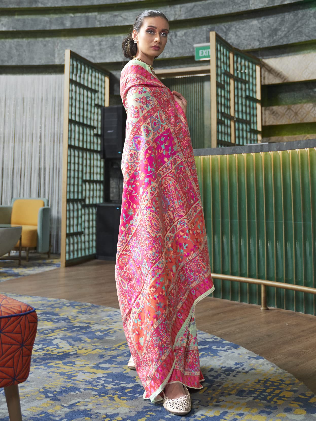 AKHILAM Women's  Banarasi Cotton Blend Saree With Blouse Piece