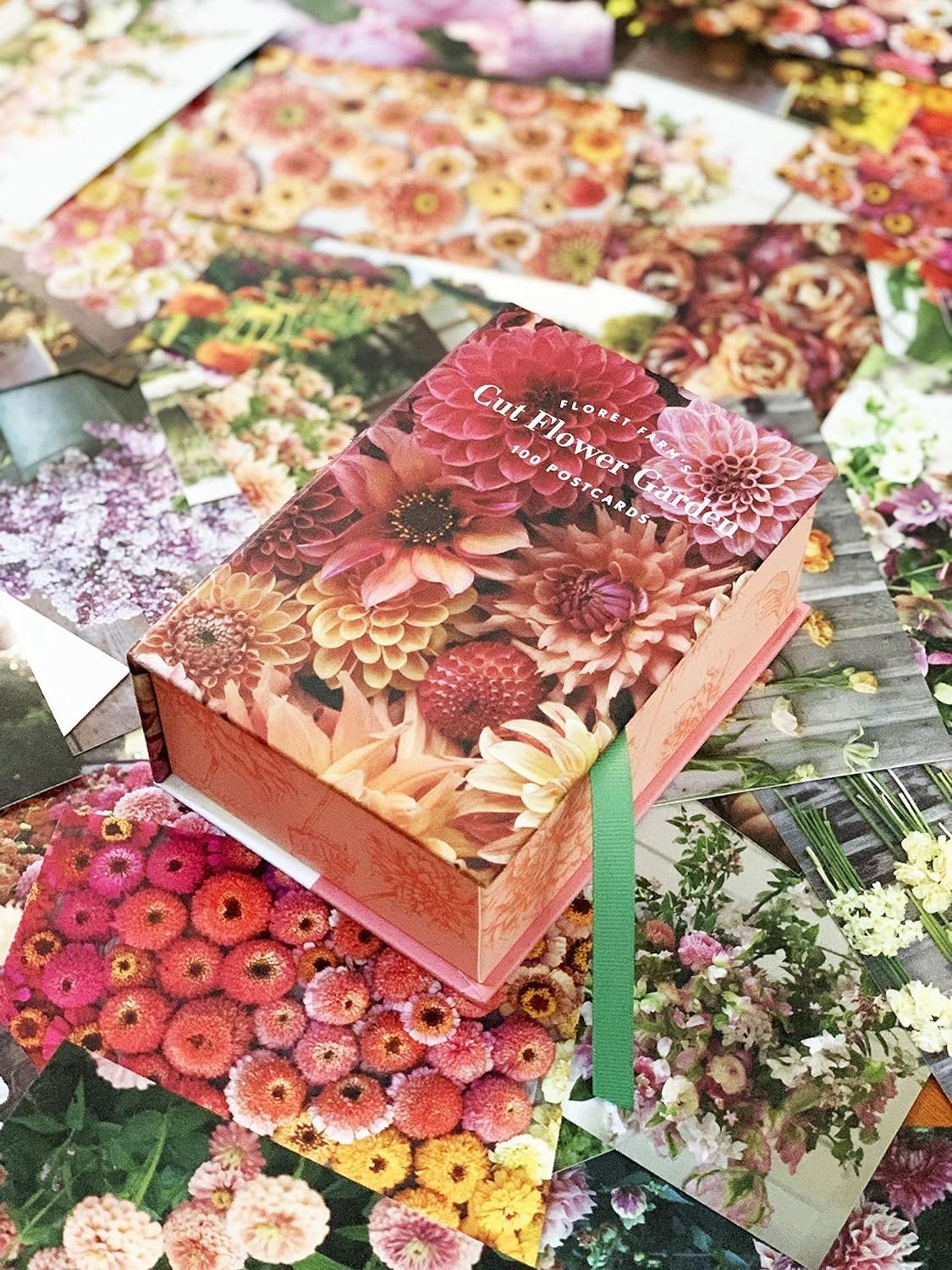 Floret Farm's  Cut Flower Garden: 100 Postcards (Floral Postcards, Botanical Gifts) Floret Farm Cut Flowers