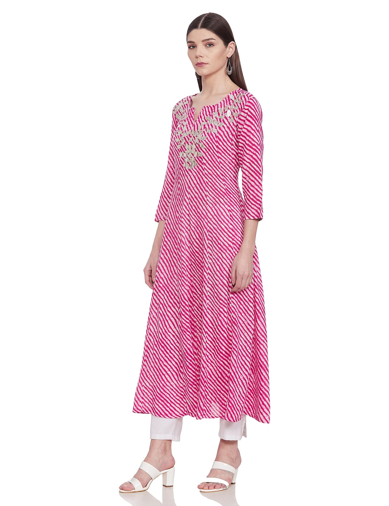 YUFTA Women Green & White Lehariya Print A-Line Kurta