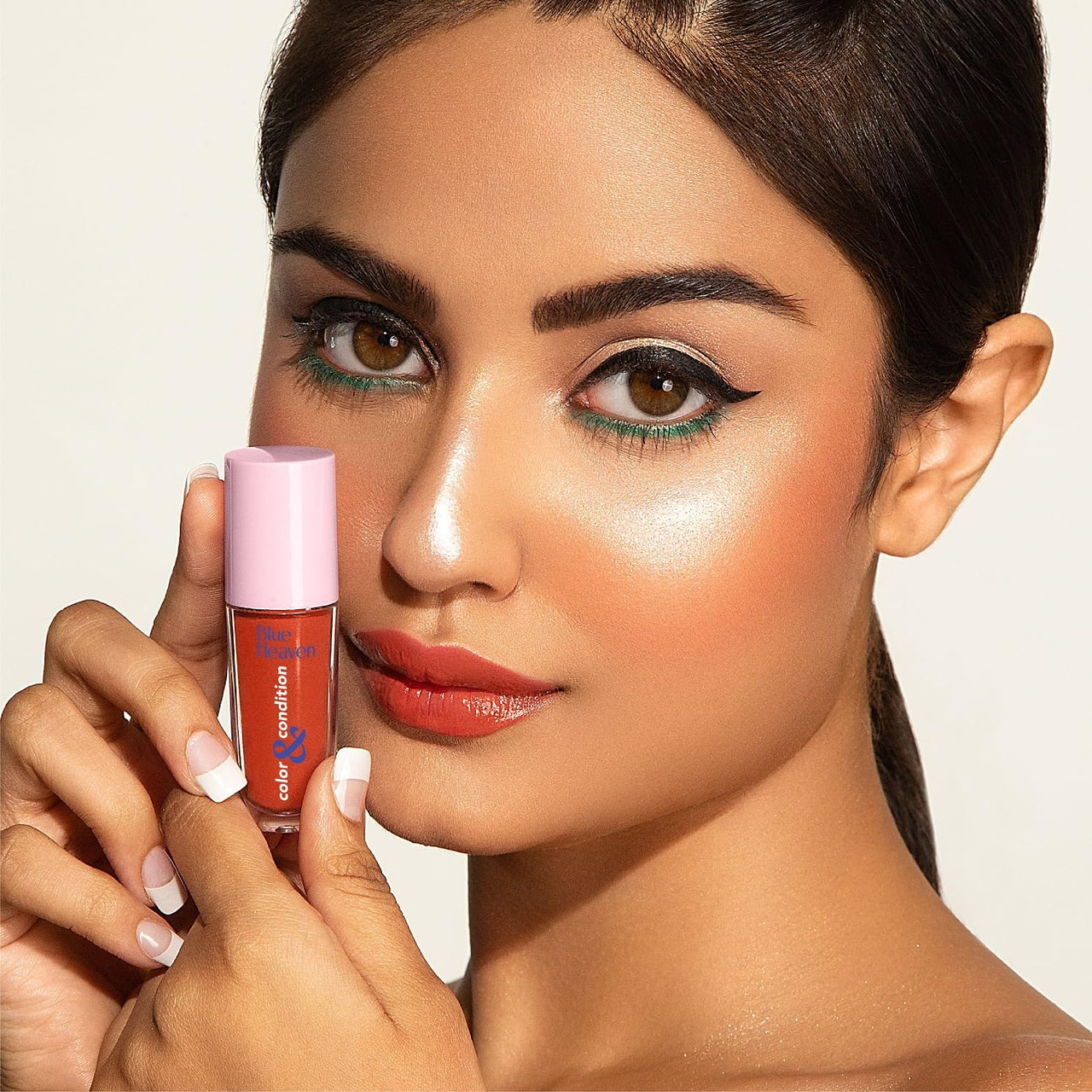 Blue Heaven Color & Condition tinted lip oil for women, lip gloss infused with Cranberry, Raspberry & Hazelnut oil, Hydrating & Softening - Glazed Brown, 4.2ml