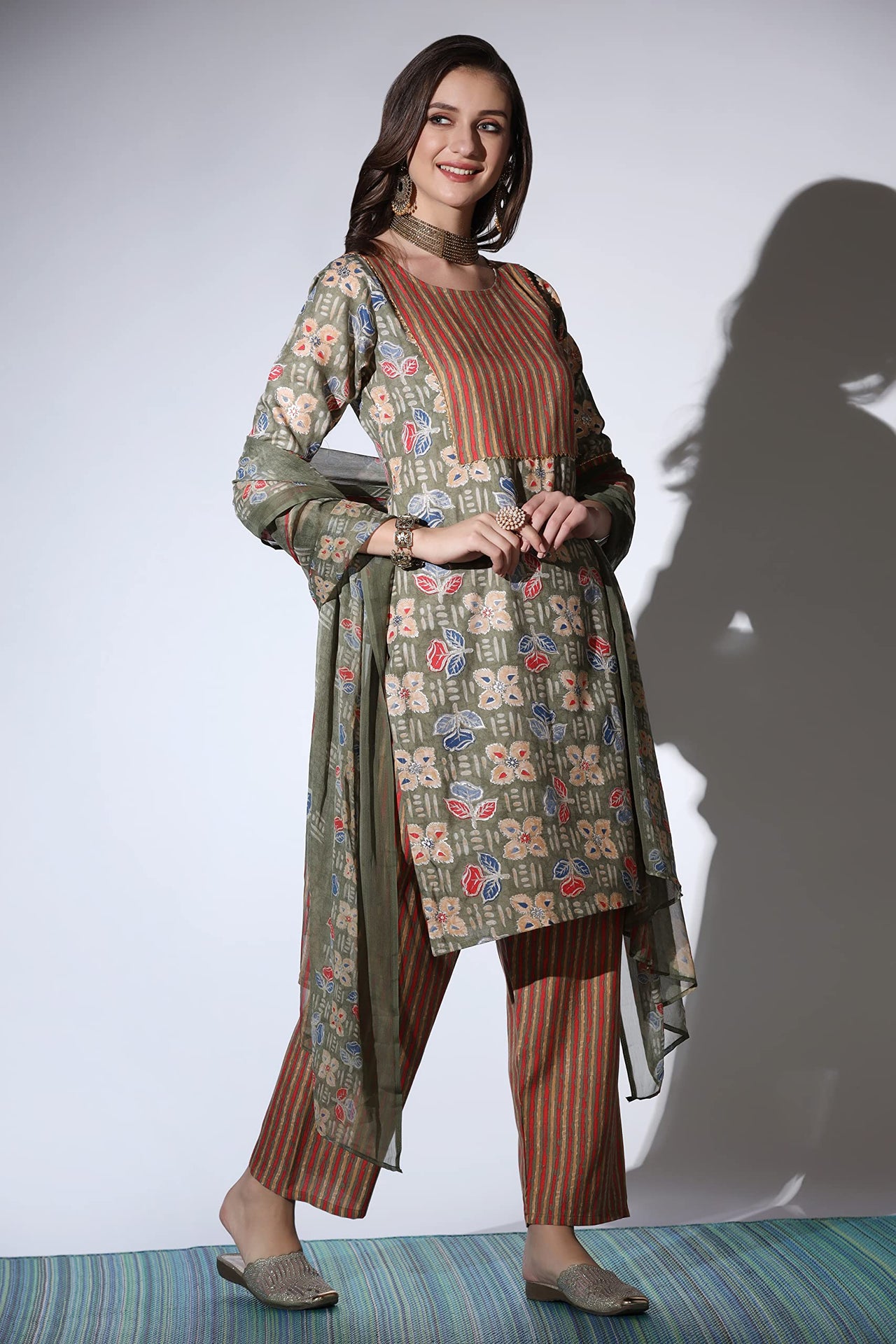GRECIILOOKS Women's  Cotton Blend Printed Straight Kurta with Pant| A-line Kurta with Pant| Straight Printed Kurta with Pant