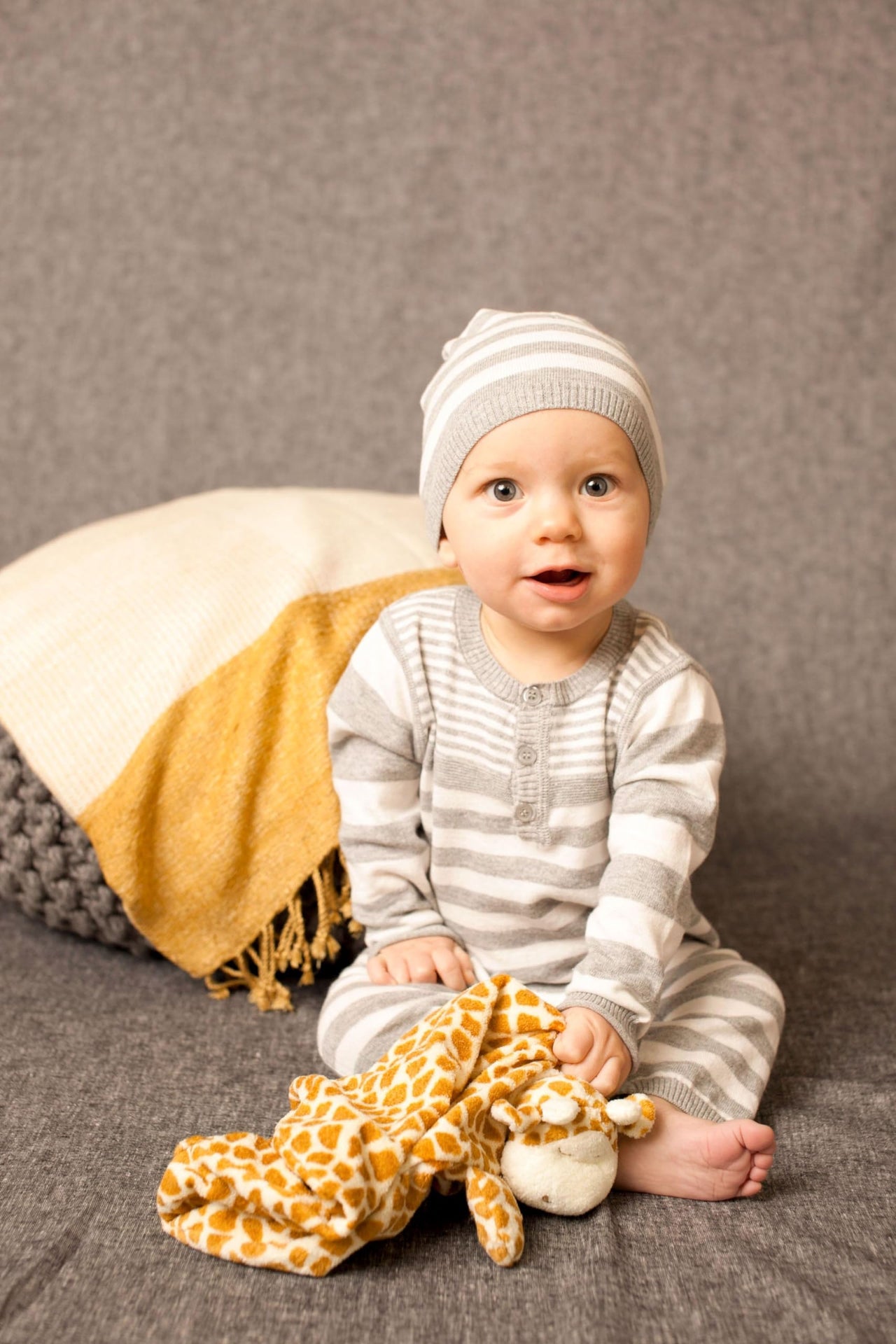 Angel Dear - Brown Giraffe, Blankie