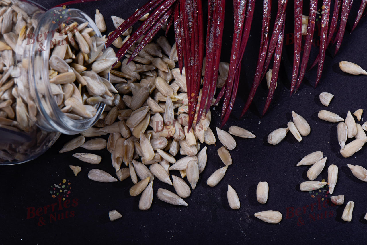Berries And Nuts Raw Sunflower Seed, 1Kg