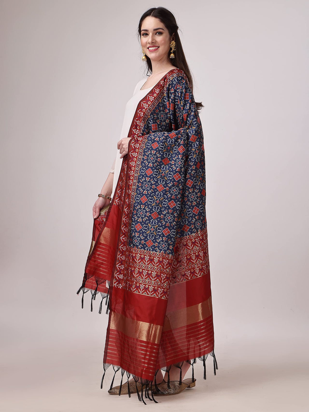 KAPAAHA Women's  Woven Silk Bandhani Patola Dupatta, Width 45 inch, Length 2.5 meter