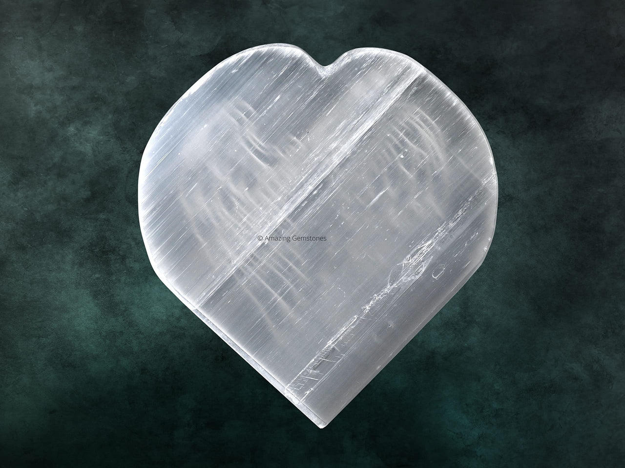 Selenite Crystal Charging Plate For Crystals And Healing Stones, 4.5" Selenite Crystal Plate Engraved Angel Wing Coaster For Home Office Table Decor (Selenite Heart)