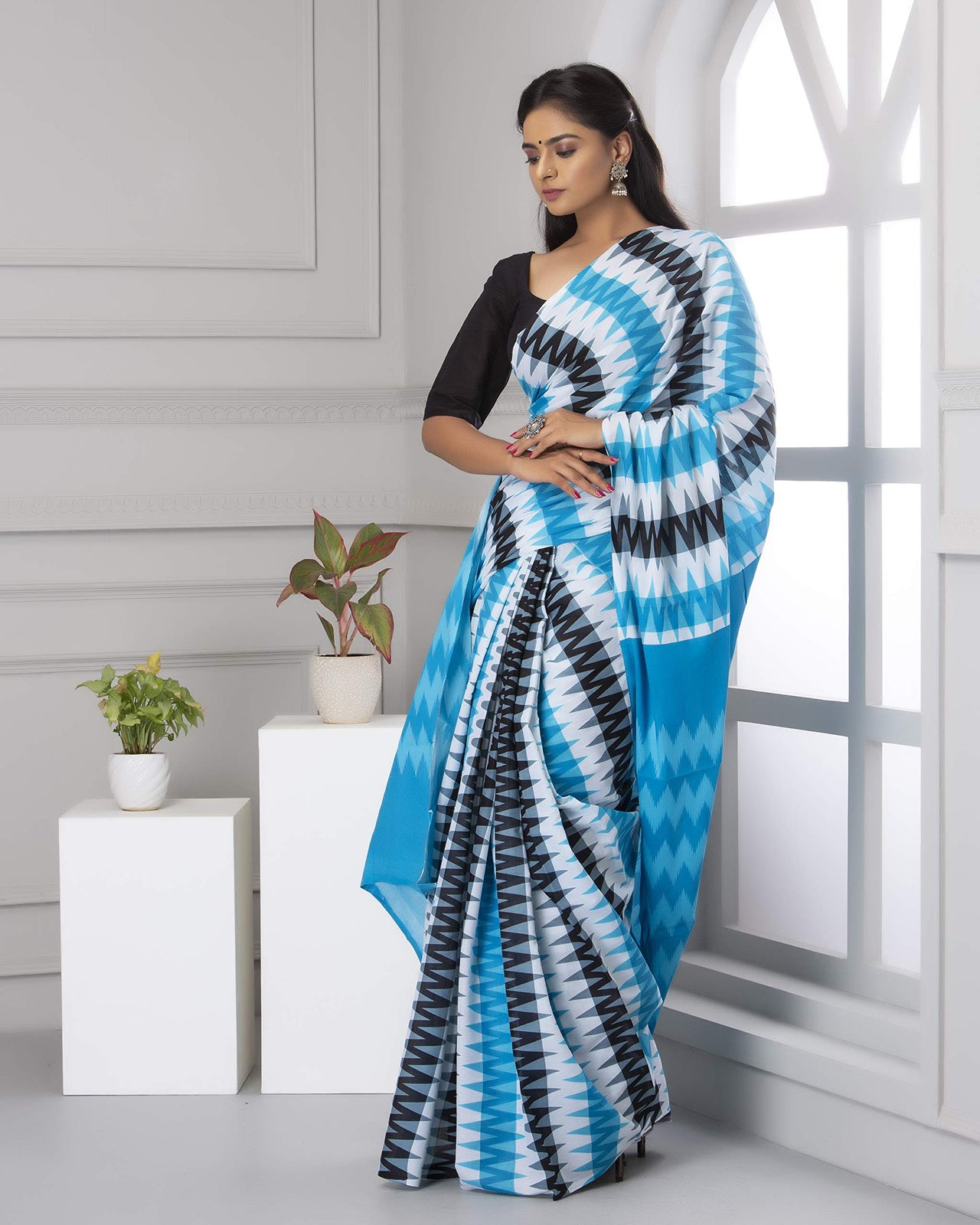 Shivanya Handicrafts Women's  Hand block printed cotton mulmul fabric saree Ikkat printed With Blouse Piece Traditional Jaipuri Print