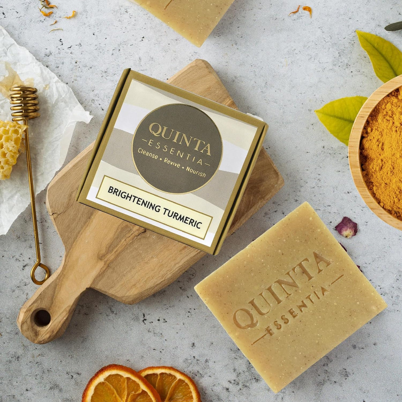 Quinta Essentia Organic Cold Turmeric Processed Bathing Soap for Nourishing & Soothing Skin, Remove Tanning, Dead Skin, Exfoliate & Deep Cleanse - 100g (Pack 0f 2)