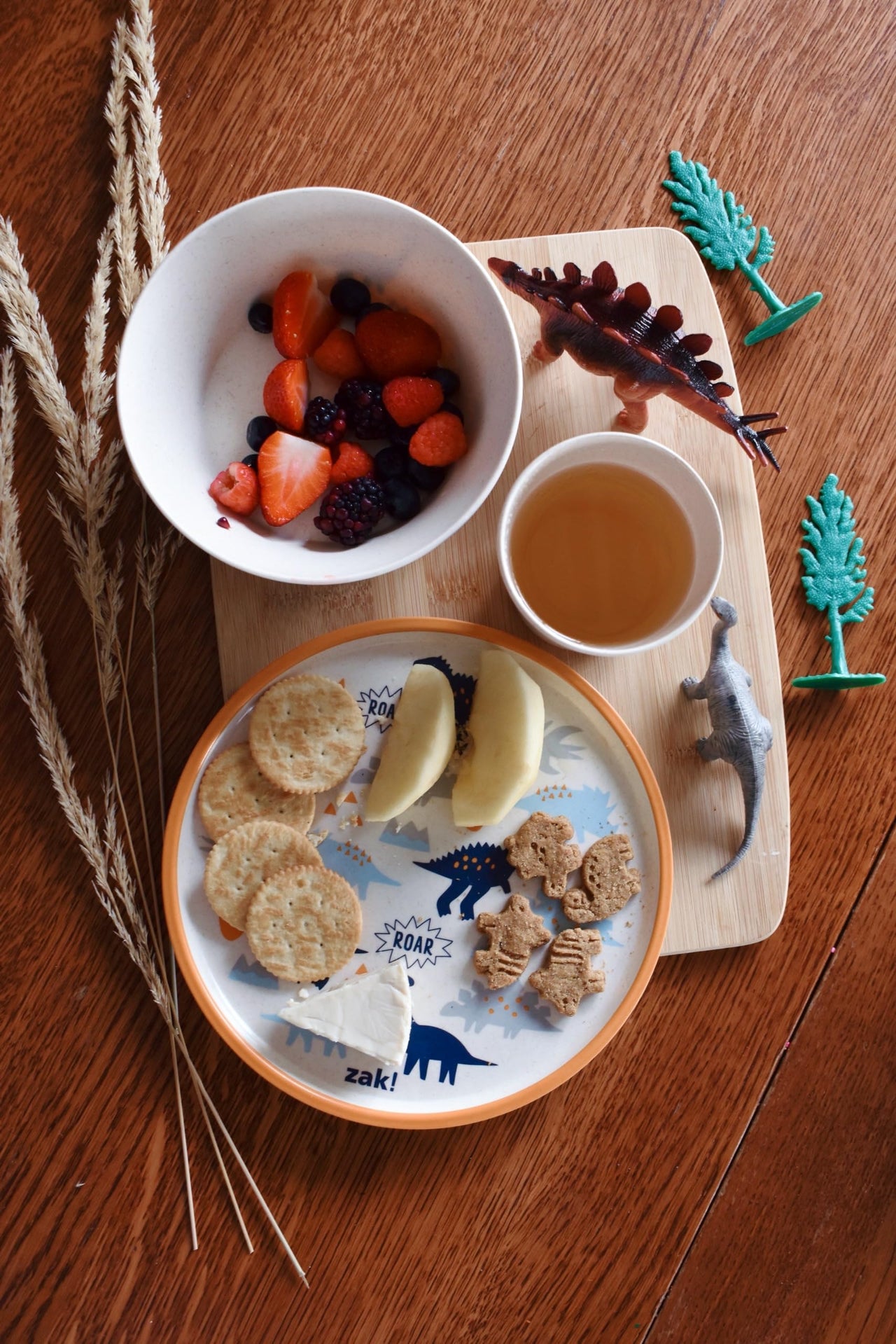 Zak Designs Kids Dinnerware Set 3 Pieces, Durable and Sustainable Melamine Bamboo Plate, Bowl, and Tumbler are Perfect For Dinner Time With Family (Zaksaurus) 8" Plate, 6" Bowl, 10oz Tumbler Zaksaurus