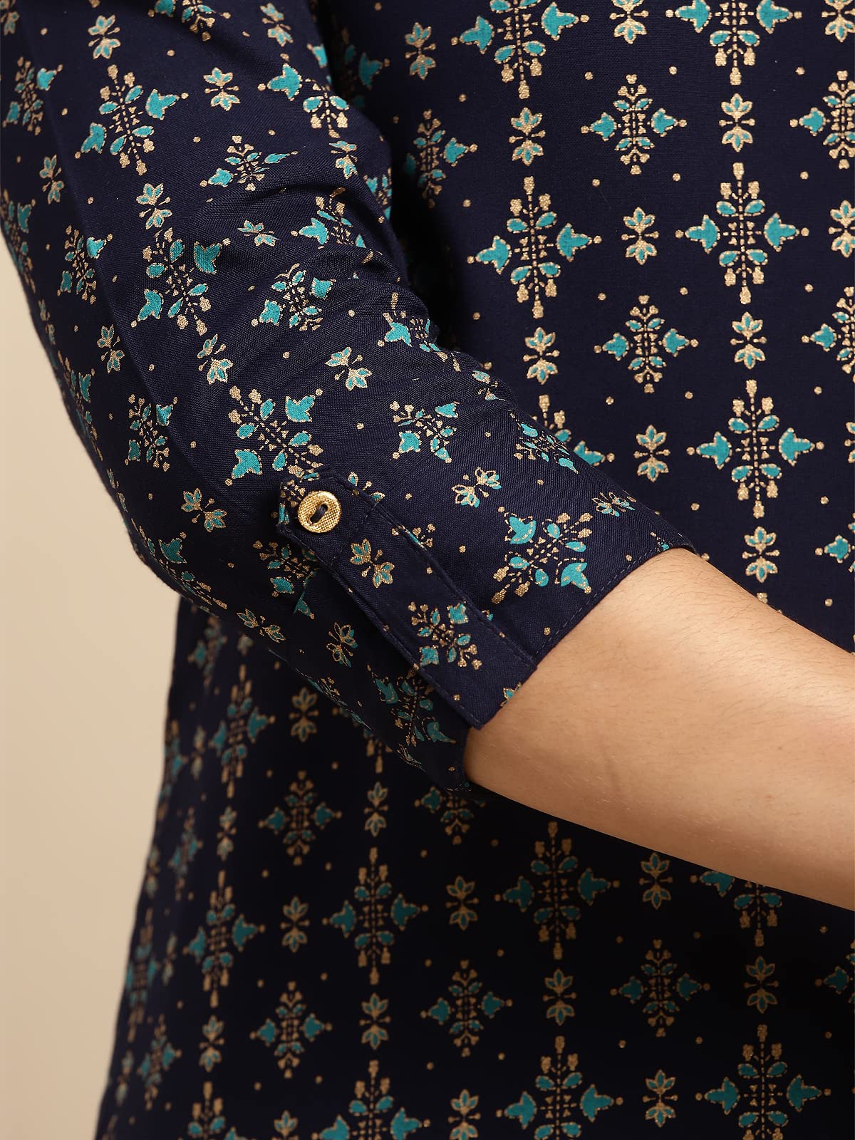 rangita Women Rayon Gold Printed Calf Length Straight Kurti