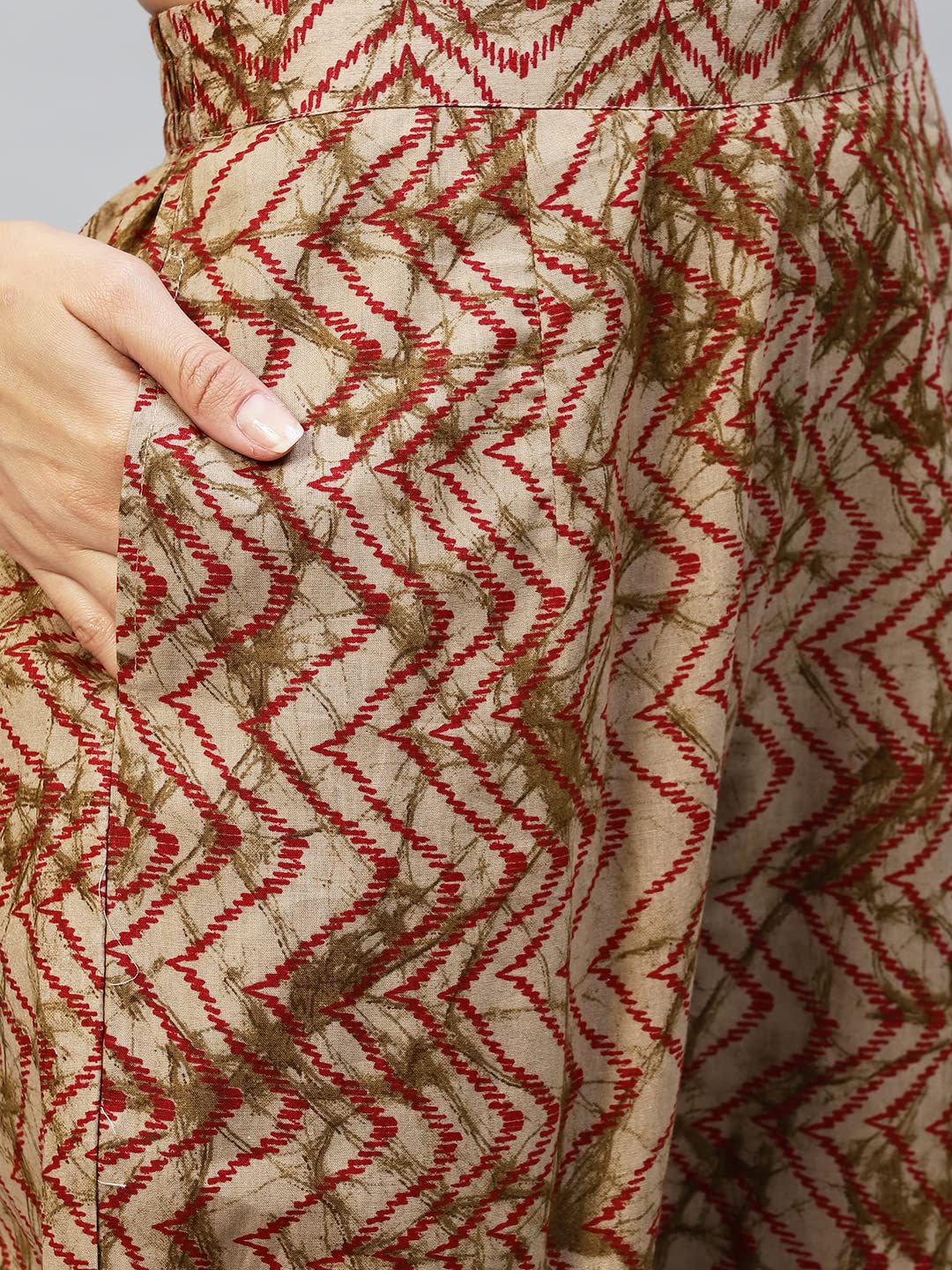 ANNI DESIGNER Women's  Cotton Blend Printed Straight Kurta with Pants