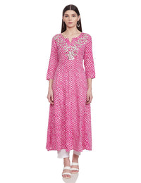 YUFTA Women Green & White Lehariya Print A-Line Kurta