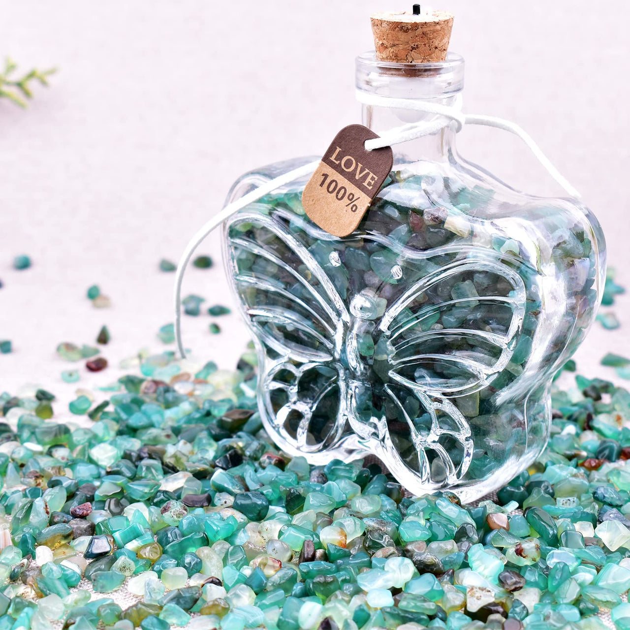 SigMntun Green Agate Crystal Chips Bulk, Natural UNDYED - 10 oz (283g) Tumbled Stones for Crafts Decorative Rocks Planters, Healing Crystals Reiki Chakra Meditation Energy Balancing Therapy 10 Oz - Green Agate