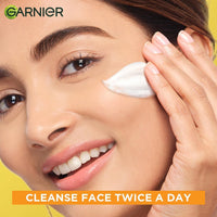 Garnier Skin Naturals Bright Complete Vitamin C Face Wash Gel | Gentle Cleanser - Vitamin C Face Wash For Brighter and Glowing Skin | Reduces Dullness | Daily Cleanser, For all Skin Types, 100g