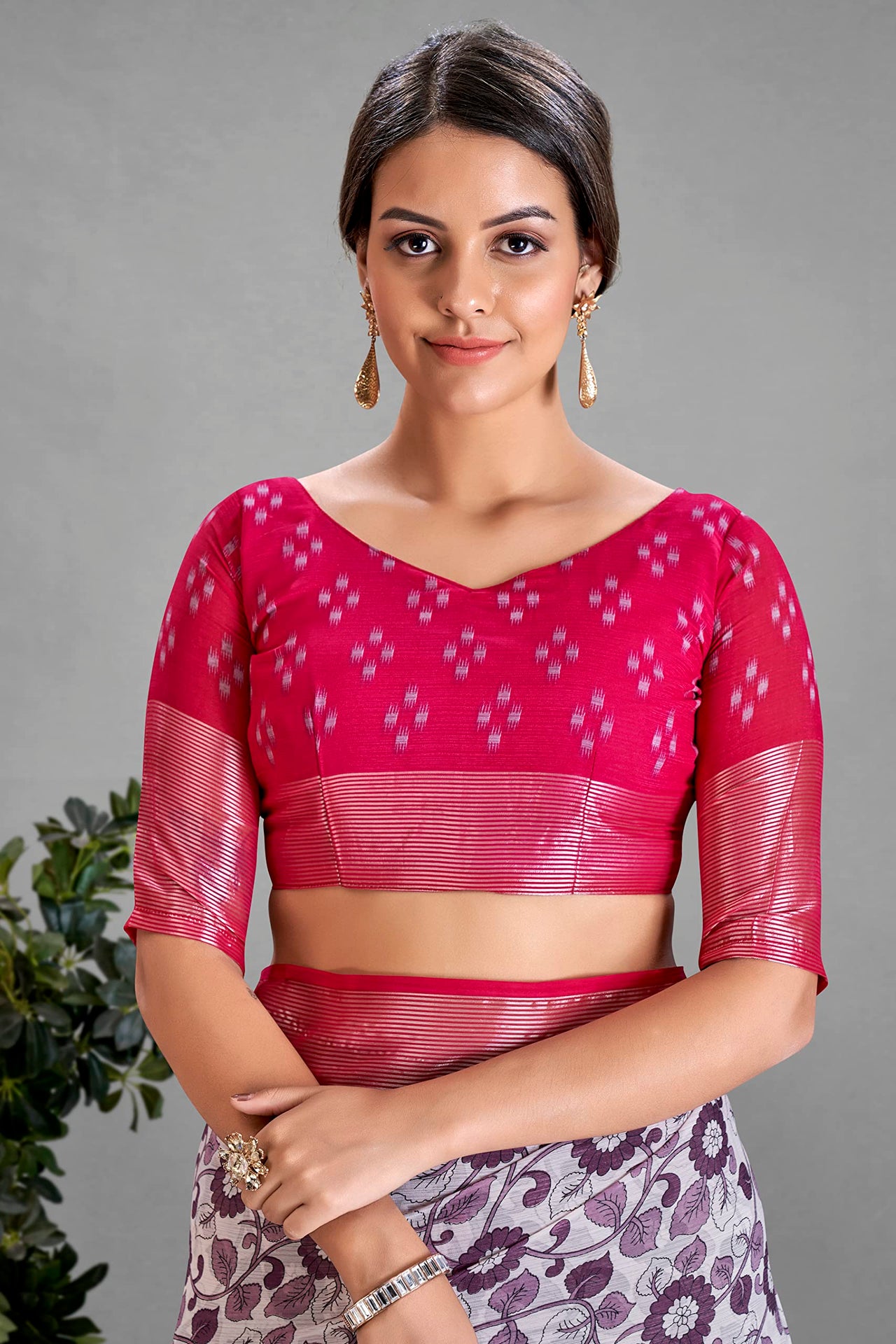 Amazon Brand - Tavasya Women Women Saree