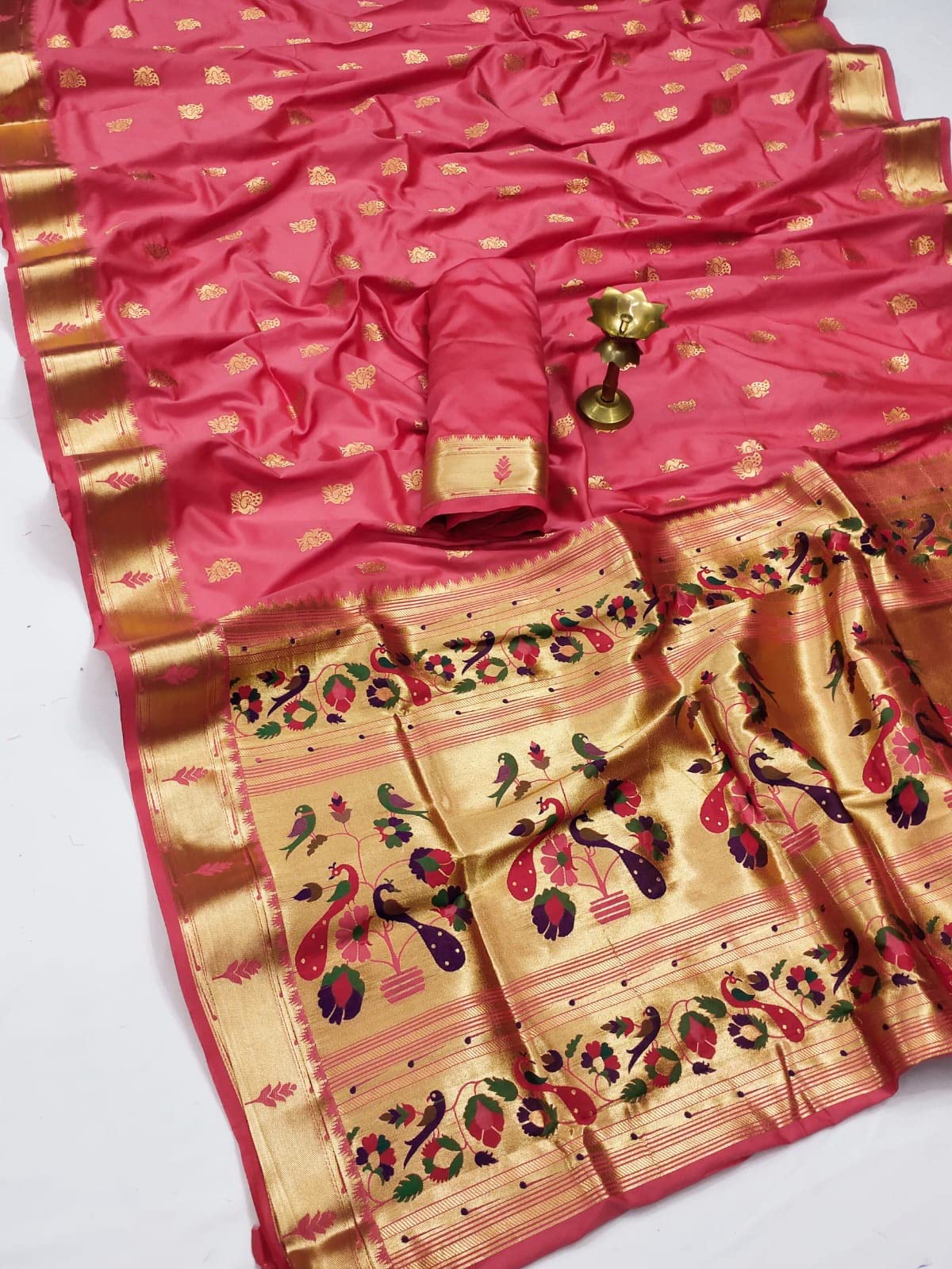 Pandadi Saree Women's  Paithani Silk Saree With Blouse Piece