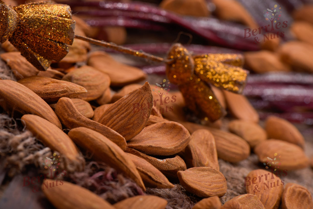 Berries And Nuts Afghani Mamra Badam 800 Grams