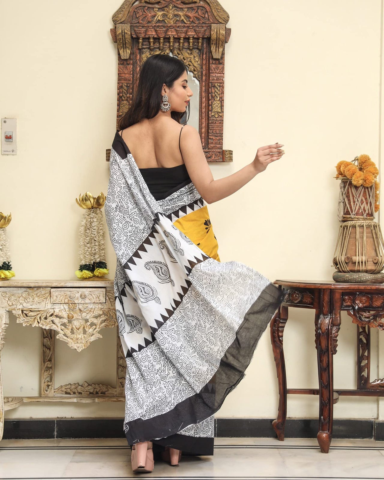 Shivanya Handicrafts Women's  Hand block printed cotton mulmul fabric saree With Blouse Piece Traditional Jaipuri Print_Vari