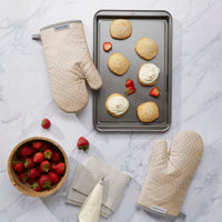 KitchenAid Asteroid Oven Mitt Set, 7