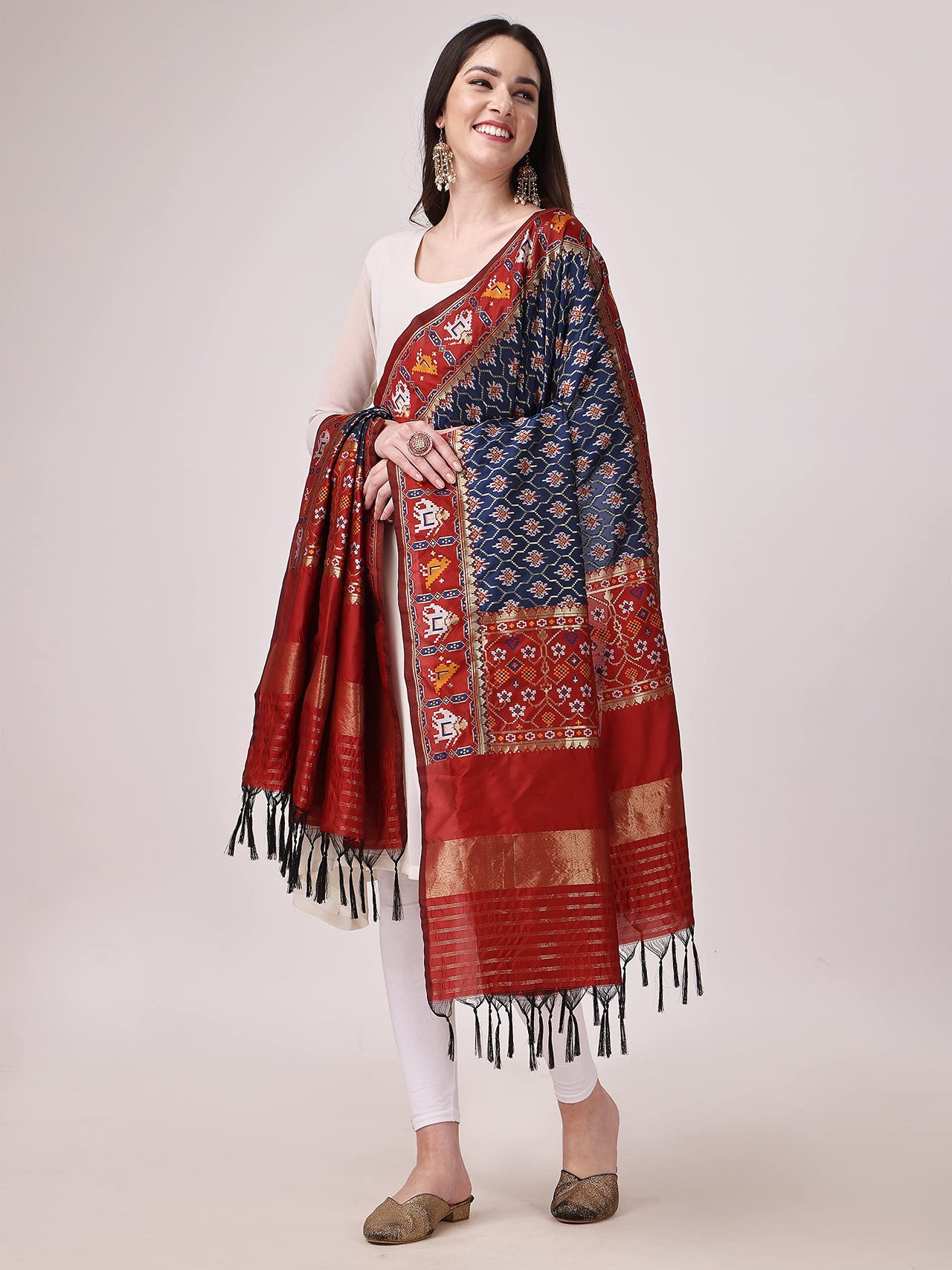 KAPAAHA Women's  Woven Silk Blend Patola Fulwadi Dupatta, Width 45 inch, Length 2.5 meter
