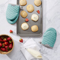 KitchenAid Asteroid Mini Oven Mitt, 5.5