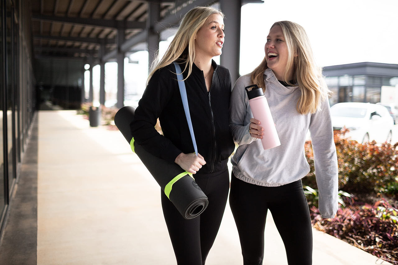 Simple Modern Water Bottle with Straw Lid Vacuum Insulated Stainless Steel Metal Thermos | Reusable Leak Proof BPA-Free Flask for Gym, Travel, Sports | Summit Collection | 22oz, Sea Glass Sage -Sea Glass Sage