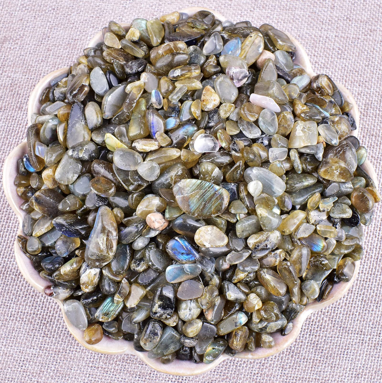 SigMntun Labradorite Crystal Chips Bulk, Natural UNDYED - 10 oz (283g) Tumbled Stones for Crafts Decorative Rocks Planters, Healing Crystals Reiki Chakra Meditation Energy Balancing Therapy 10 Oz - Labradorite