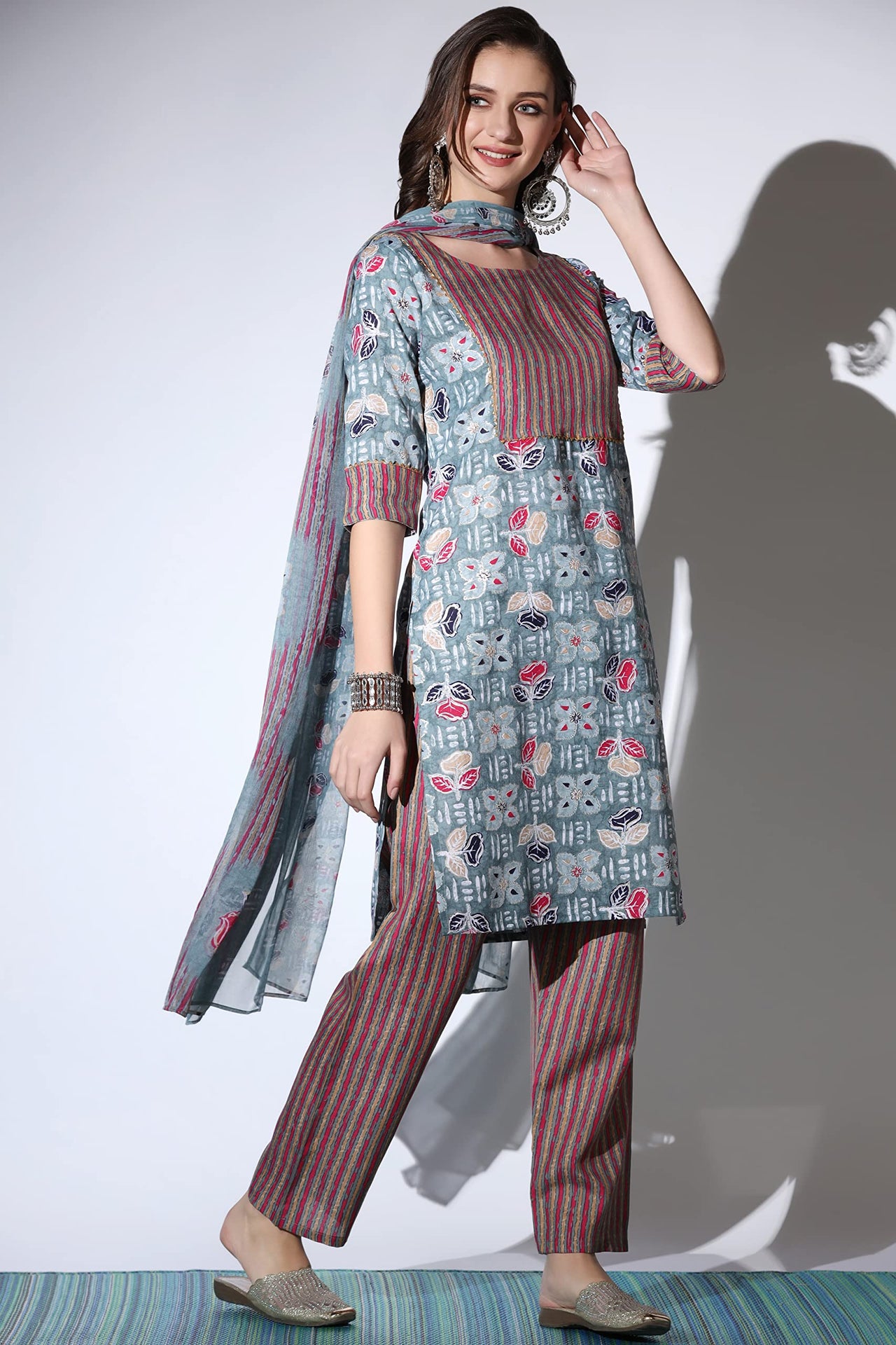 GRECIILOOKS Women's  Cotton Blend Printed Straight Kurta with Pant| A-line Kurta with Pant| Straight Printed Kurta with Pant