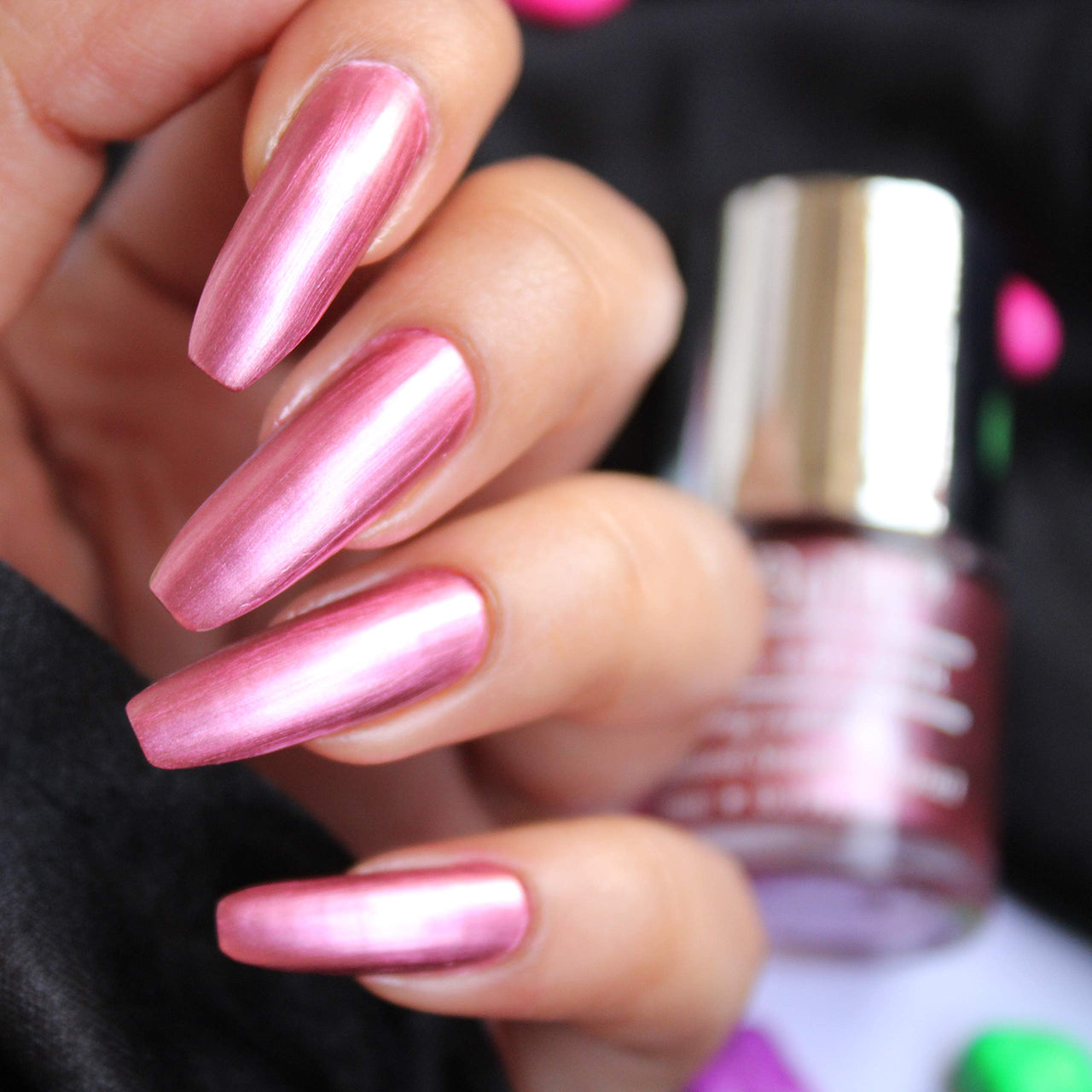 DeBelle Gel Nail Polish Chrome Glaze (Metallic Pink Nail Paint)|Non UV - Gel Finish |Chip Resistant | Seaweed Enriched Formula| Long Lasting|Cruelty and Toxic Free| 8ml