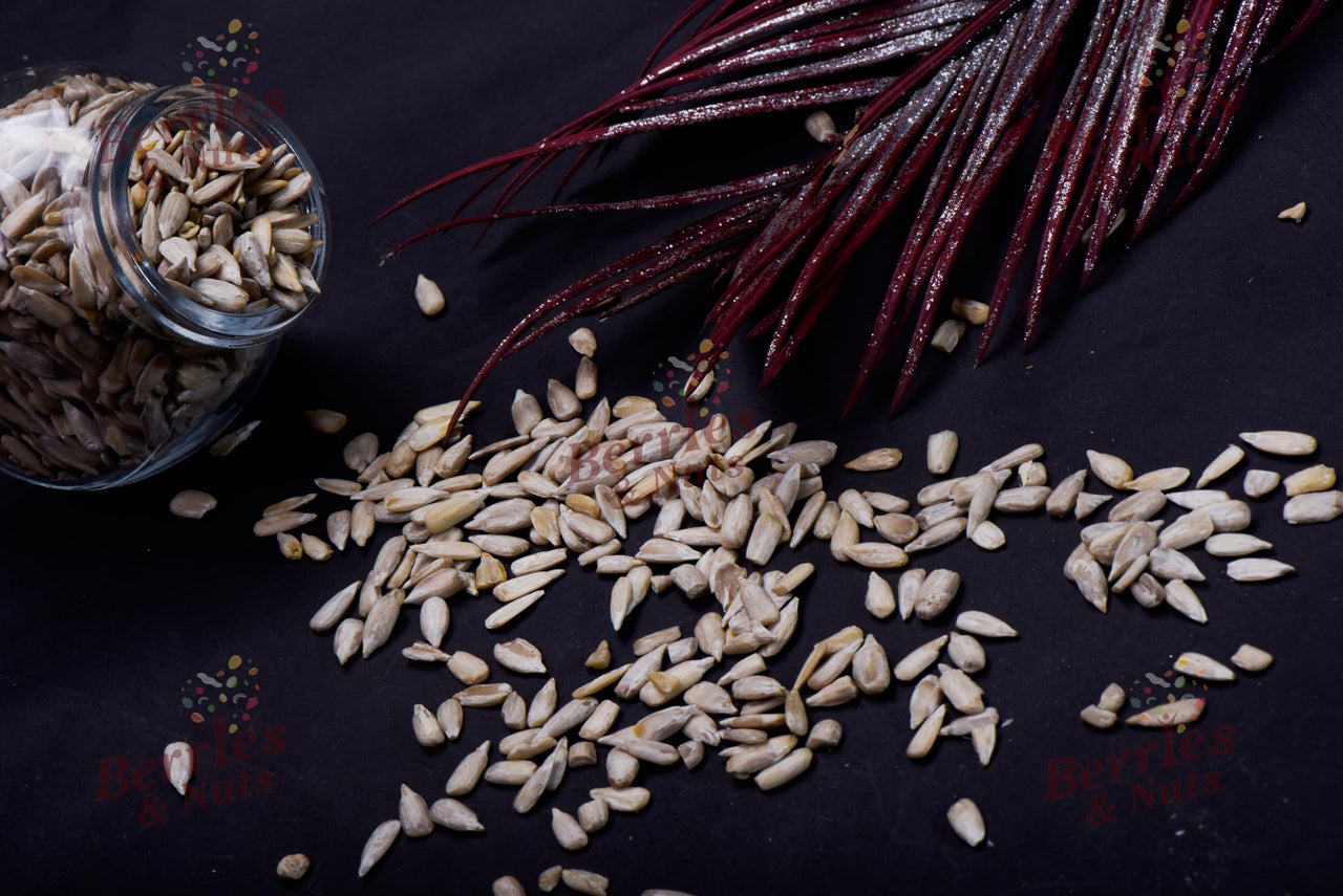 Berries And Nuts Raw Sunflower Seed, 1Kg