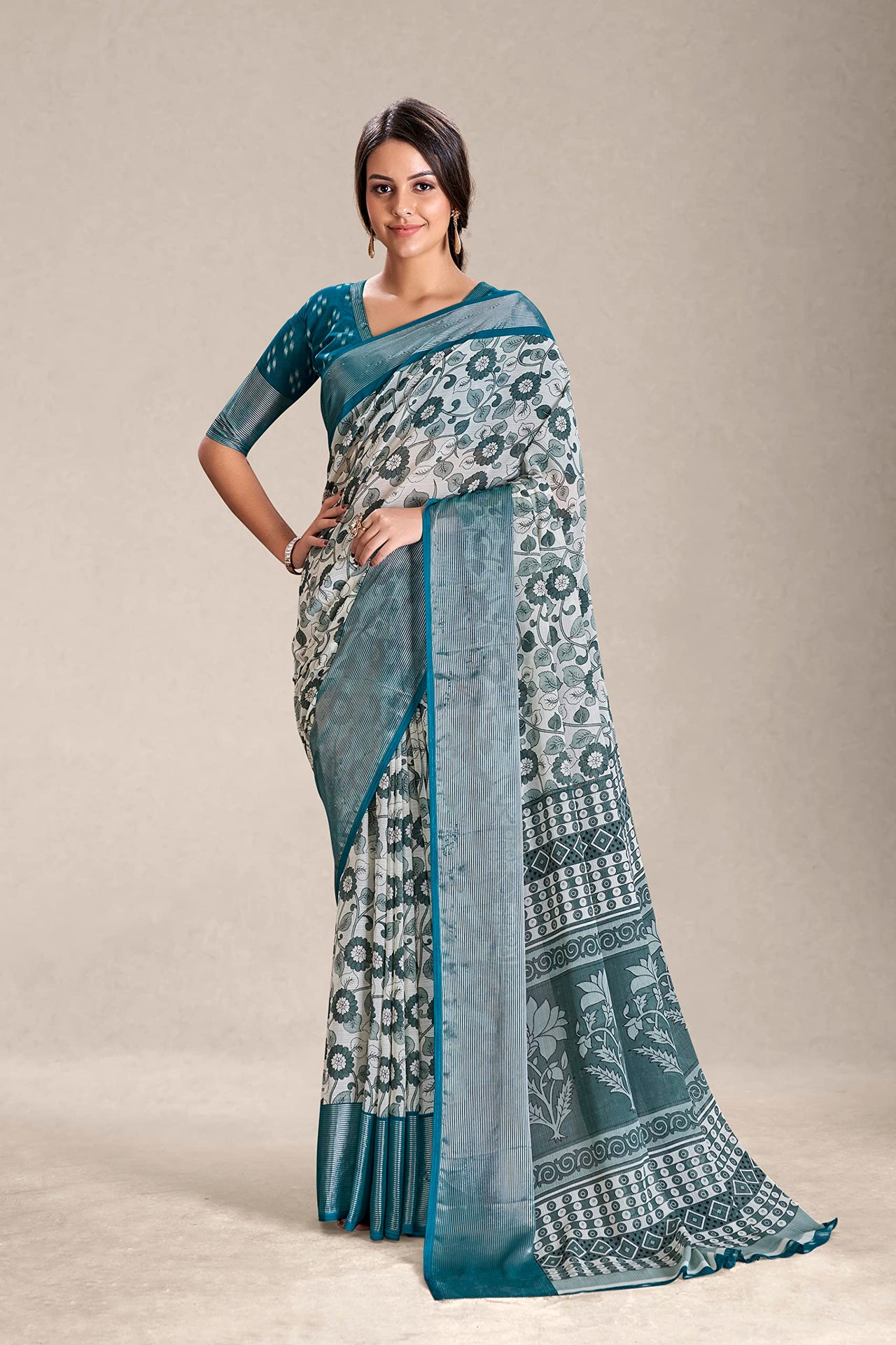 Amazon Brand - Tavasya Women Women Saree