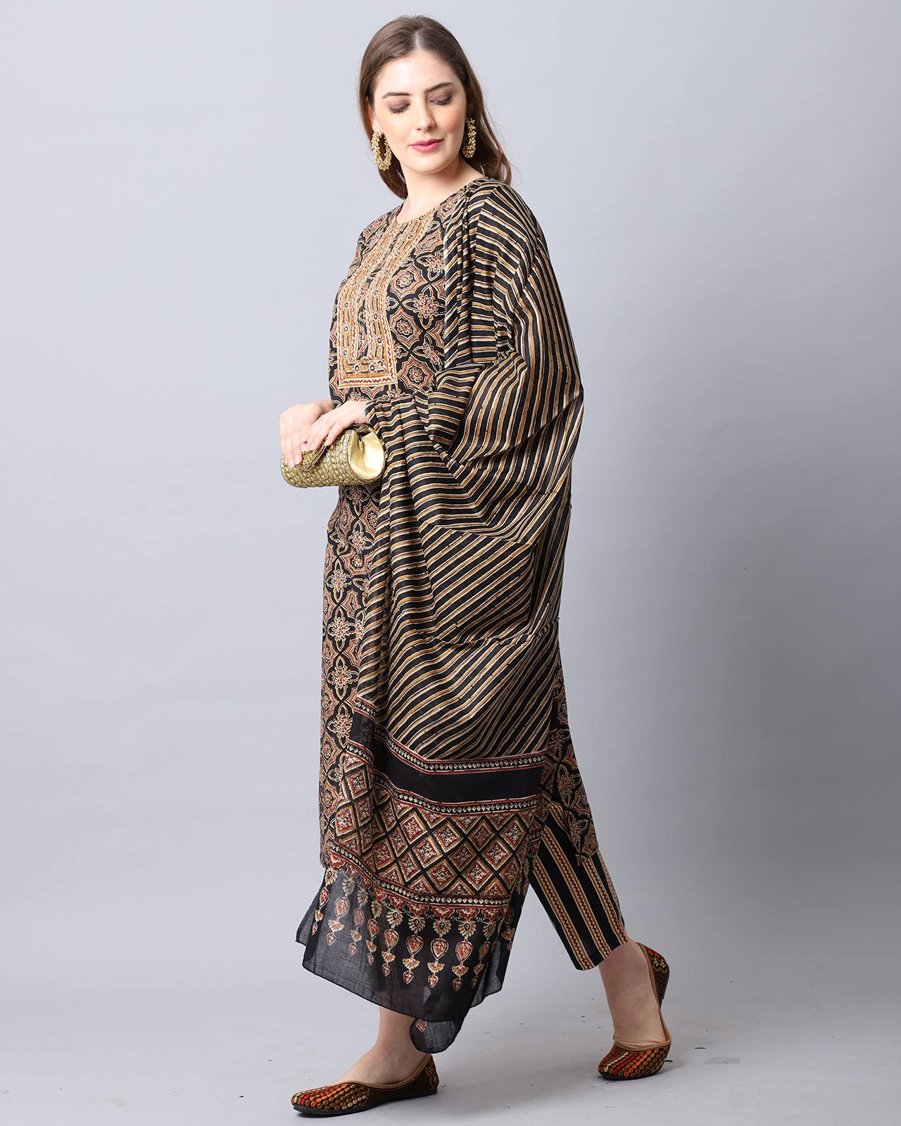 Rajnandini Women's  Black Coloured Pure Cambric Cotton Jaipuri Embroidered Kurta Set With Dupatta