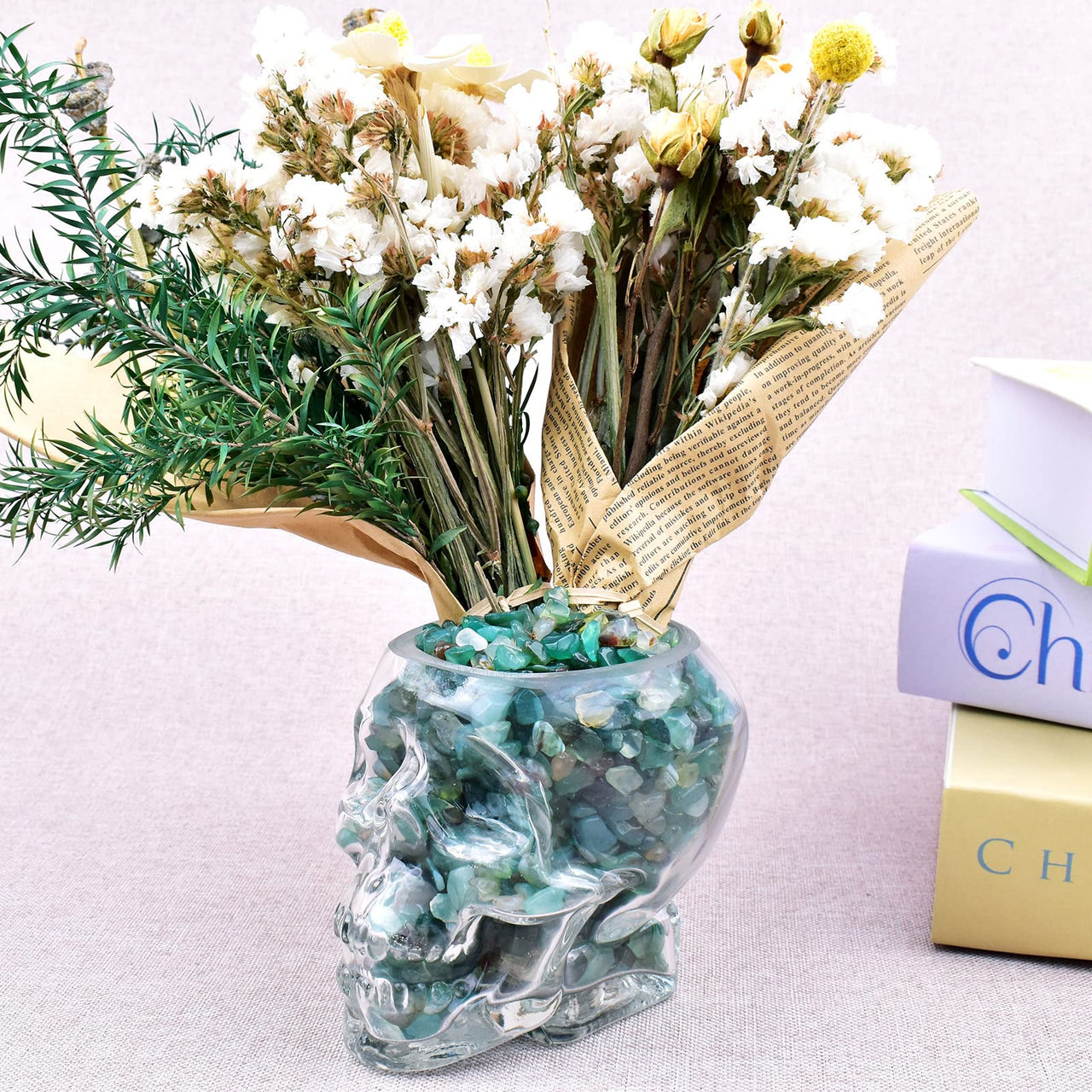 SigMntun Green Agate Crystal Chips Bulk, Natural UNDYED - 10 oz (283g) Tumbled Stones for Crafts Decorative Rocks Planters, Healing Crystals Reiki Chakra Meditation Energy Balancing Therapy 10 Oz - Green Agate