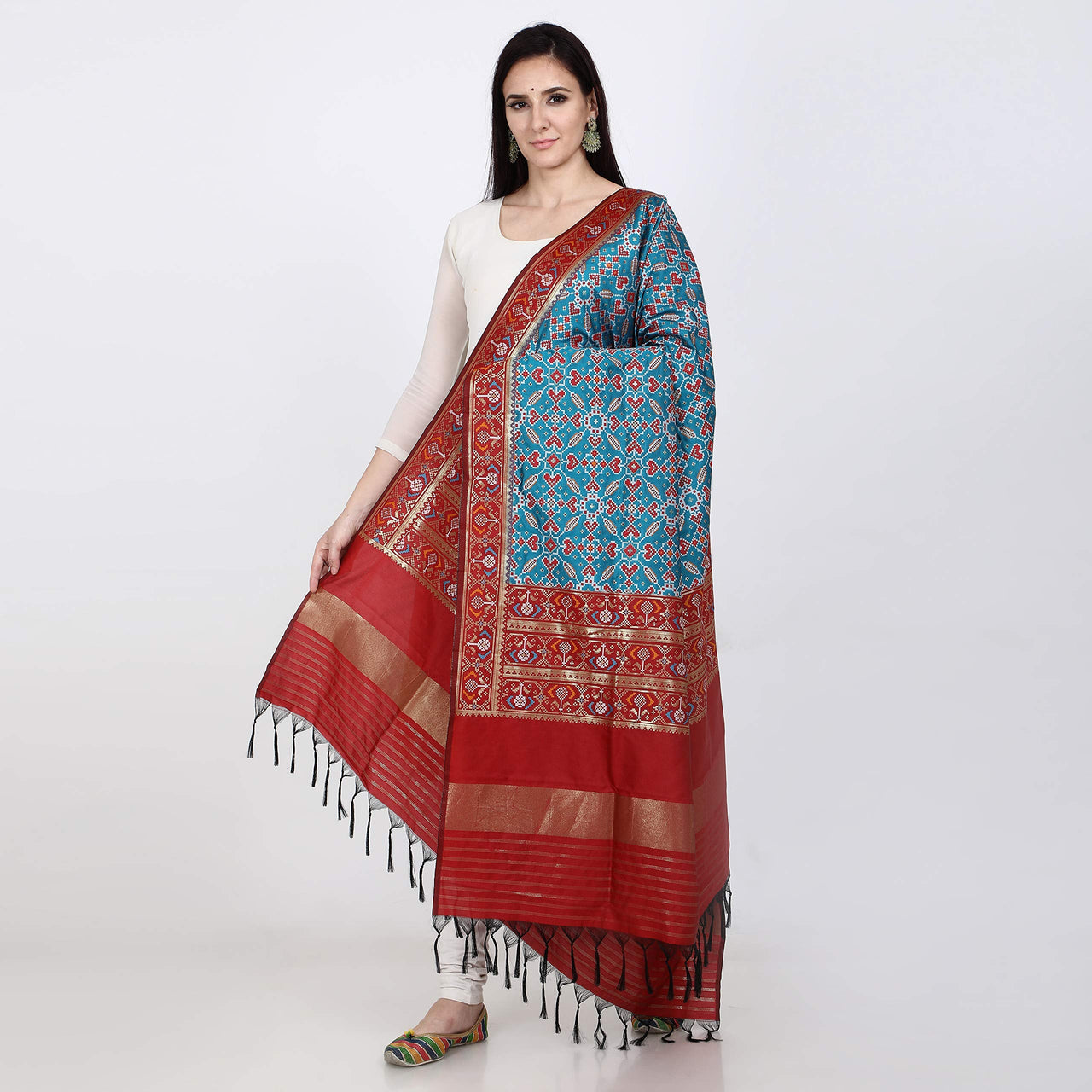 KAPAAHA Women's  Woven Silk Blend Patola Dupatta/Chunni