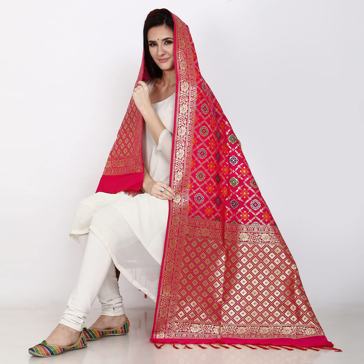 Kapaaha Women's  Woven Silk Blend Banarasi Zari Dupatta/Chunni, Width 45 Inch, Length 2.5 Meter
