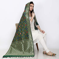 Kapaaha Women's  Woven Silk Blend Banarasi Zari Dupatta/Chunni, Width 45 Inch, Length 2.5 Meter