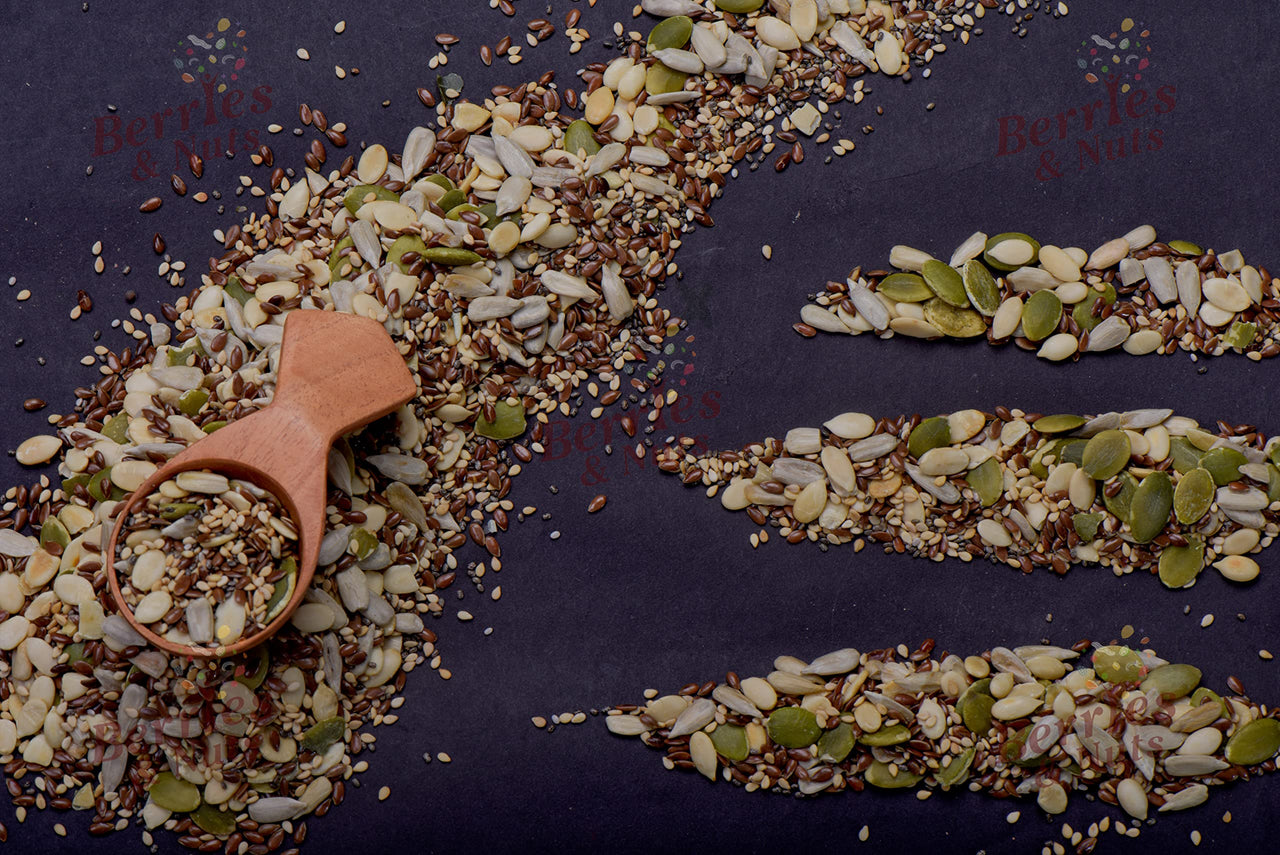Berries And Nuts Healthy Roasted Seeds Blend | Pumpkin, Sunflower, Chia, Flax, Watermelon, Sesame Seeds | 200 Grams | 1 Bottle of 200 Grams