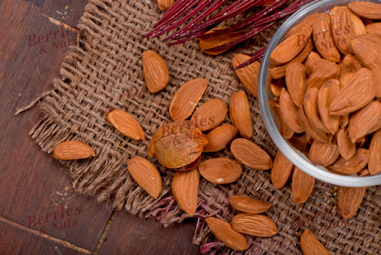 Berries And Nuts Afghani Mamra Badam 800 Grams