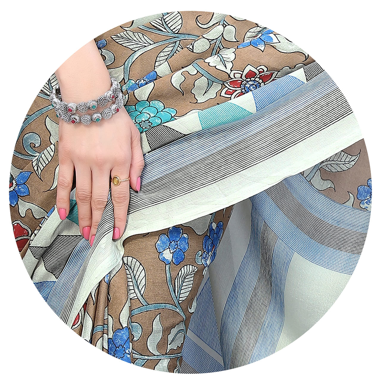 MIRCHI FASHION Women's  Stylish Chiffon Floral and Geometric Printed Saree with Blouse Piece